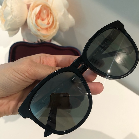 Authentic Gucci Glasses - Picture 8 of 10